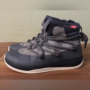 SKYE The Stnley Raincity / Grey Waterproof Vegan Sneaker Boot Size: 8
